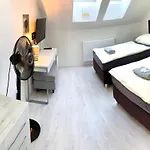 Stara Posta Hotel Zdiby