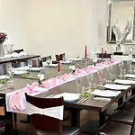 Stara Posta Hotel 3*